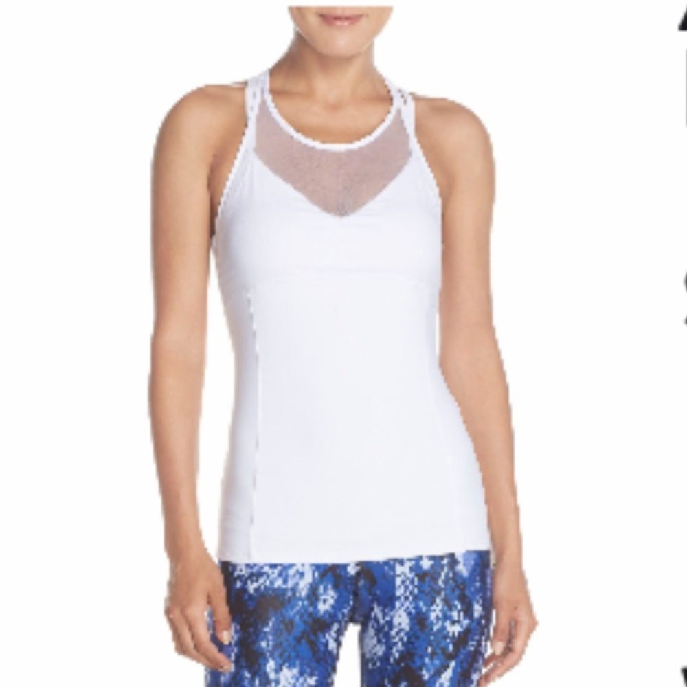 Alo Yoga Top with built in shelf bra